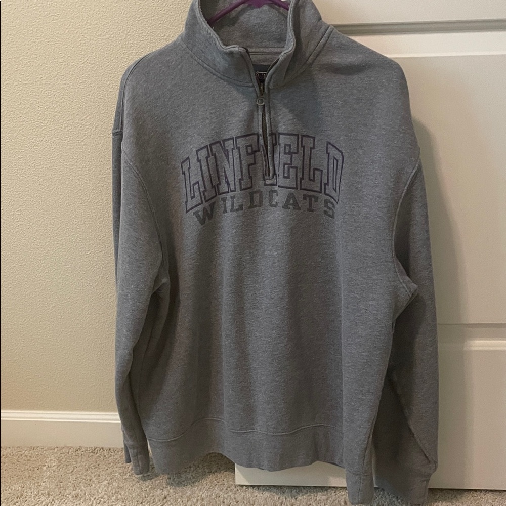 Jansport Linfield Wildcats Men's Gray Quarter-Zip Sweatshirt